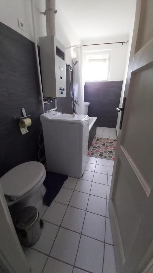 Tisza-Parti Napfeny Apartman Szegedin Exterior foto