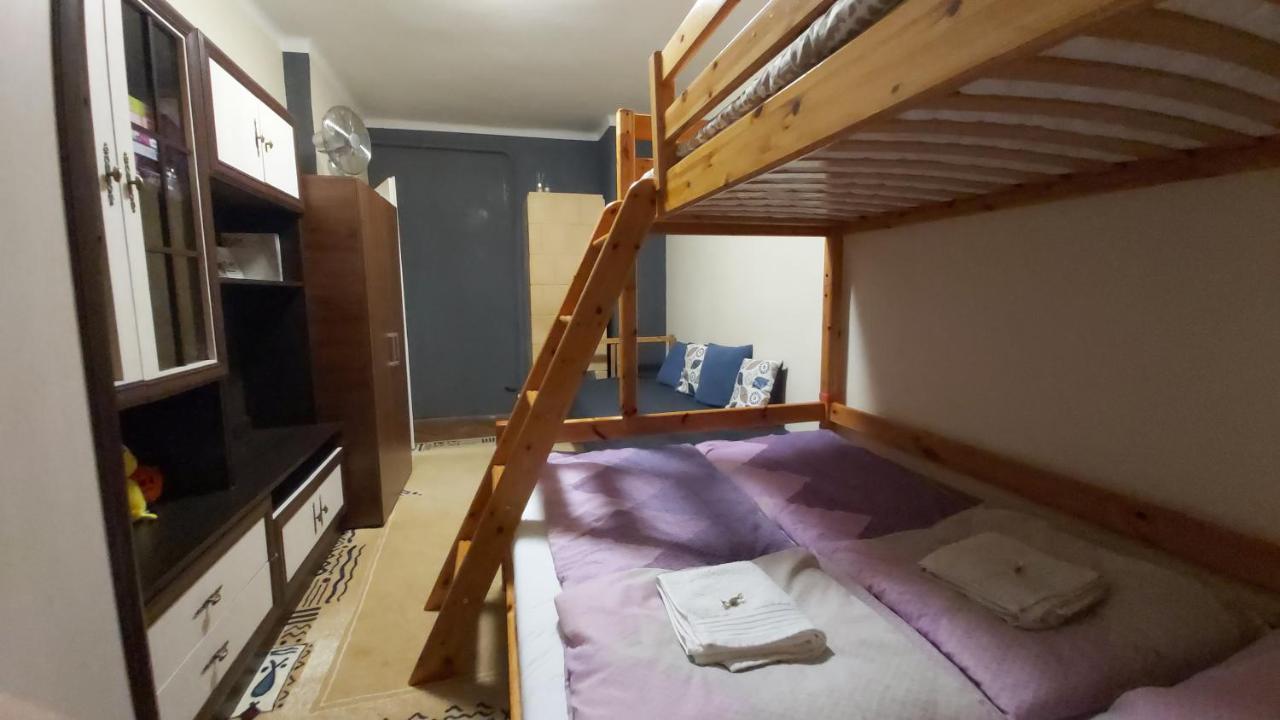 Tisza-Parti Napfeny Apartman Szegedin Exterior foto