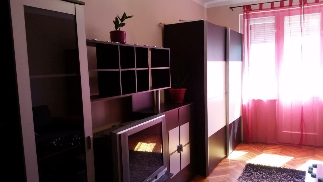Tisza-Parti Napfeny Apartman Szegedin Exterior foto